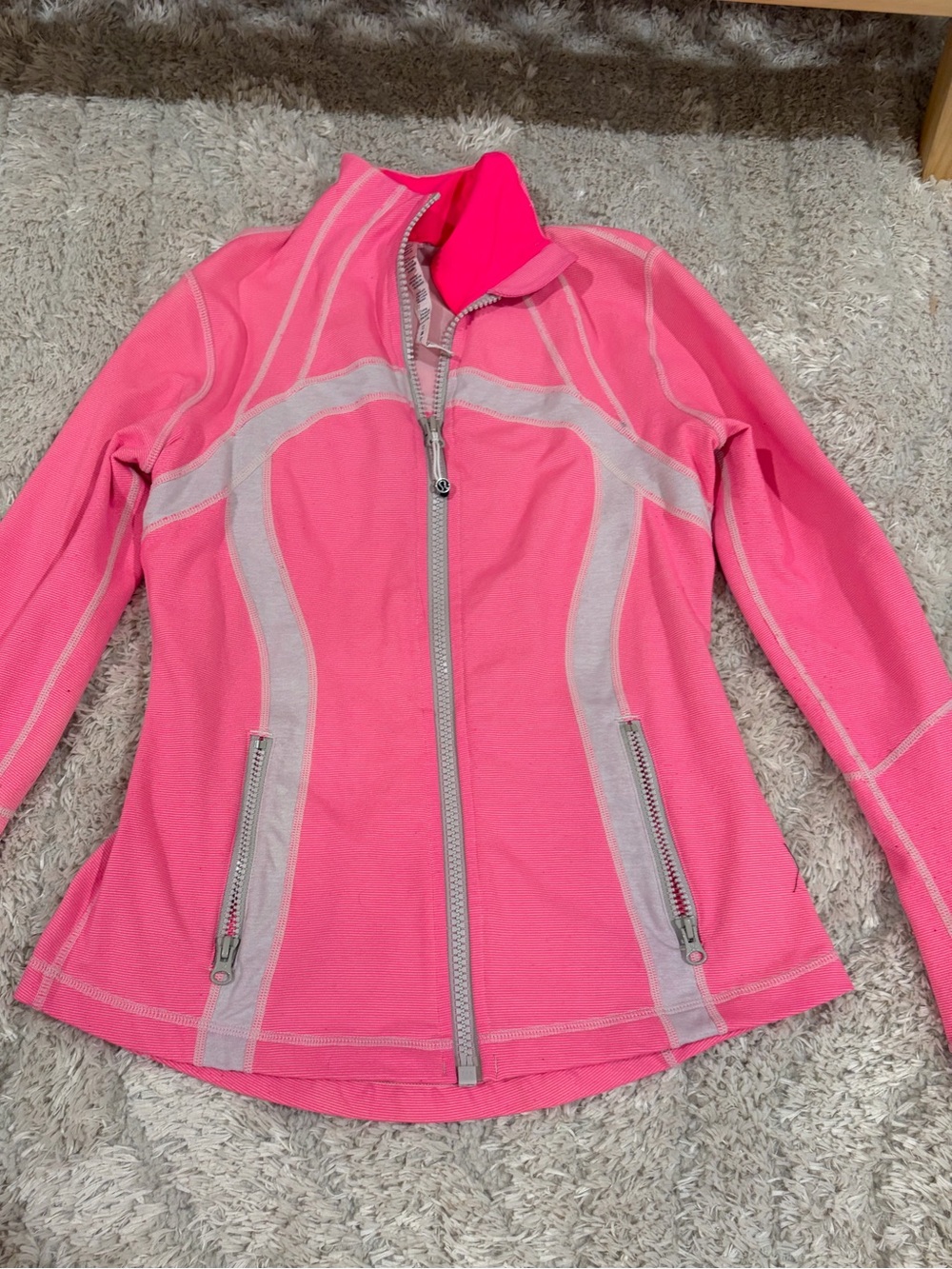 Lululemon Hot Pink define jacket